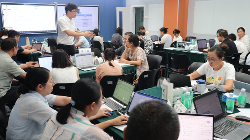 加盟会计培训学校，这些注意事项你不可不知**